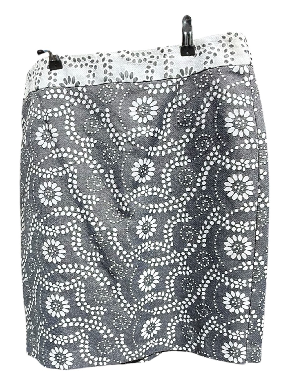 Banana Republic Gray & White Embroidered-Trim Skirt
